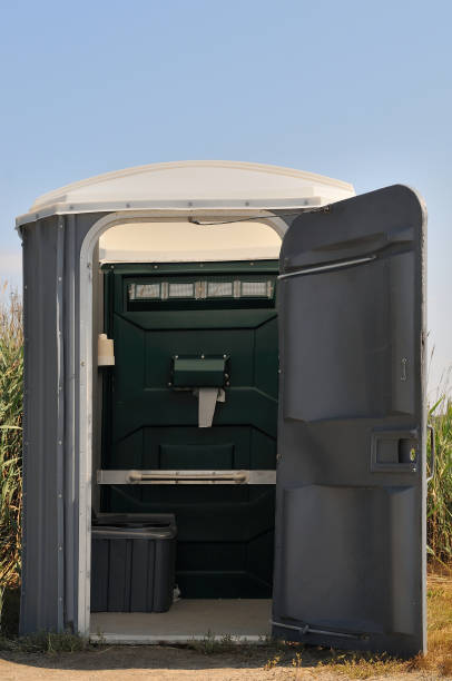 Best Portable restroom trailer rental  in Jesup, IA